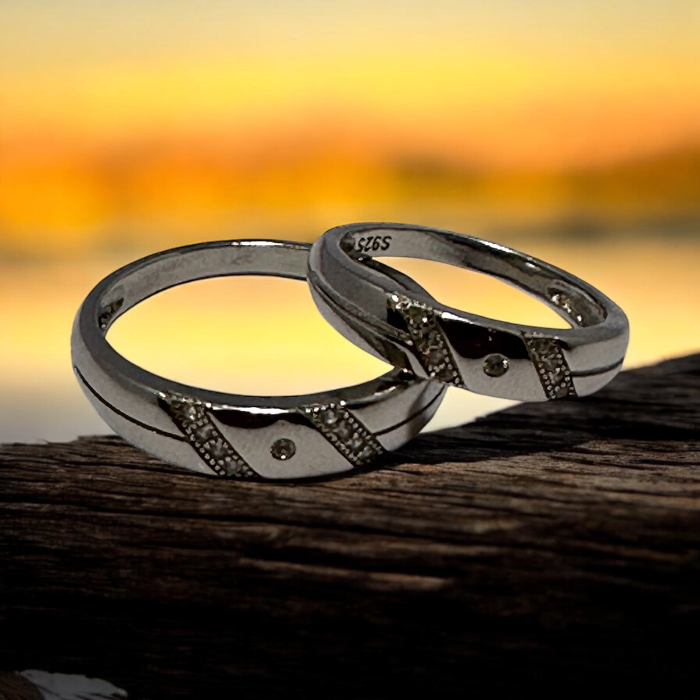 Couple Ring Arc Stone (105)